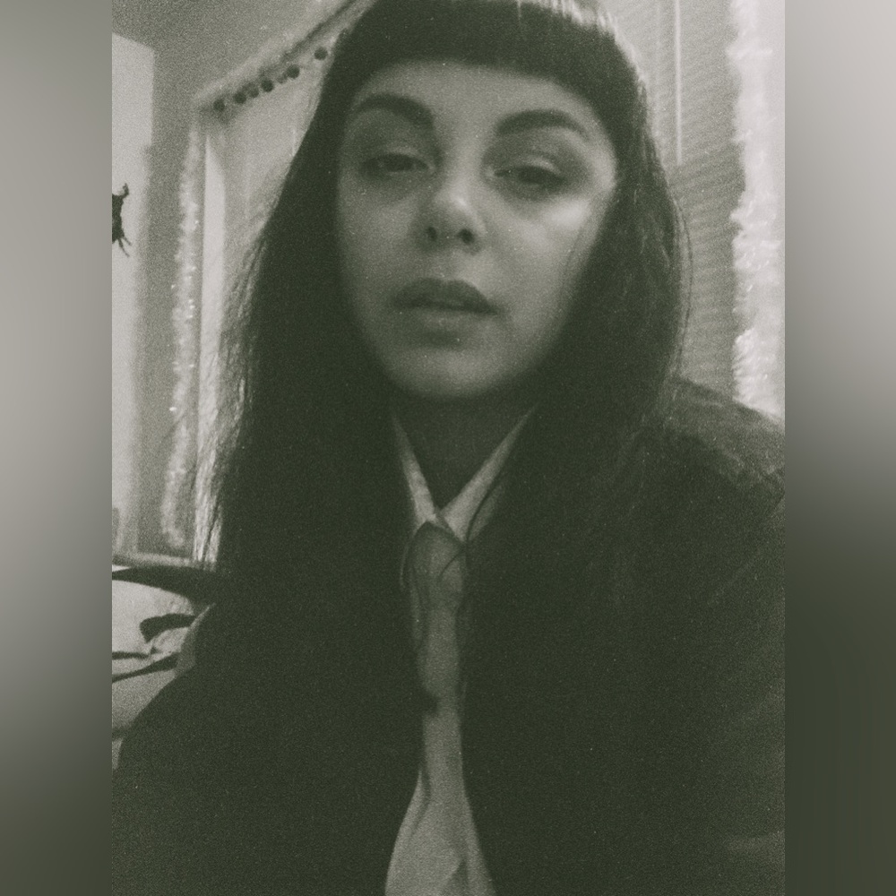 ✷ Meet your Posher, Nikki ✷